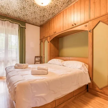 Casa Verocai - Mountain View Terrace & Parking Apartment