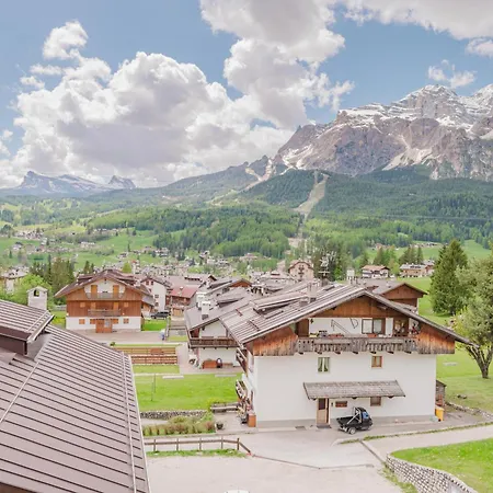 Casa Verocai - Mountain View Terrace & Parking * Cortina d'Ampezzo