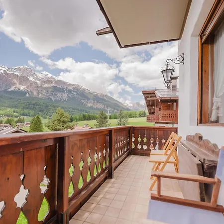 Casa Verocai - Mountain View Terrace & Parking * Cortina dʼAmpezzo
