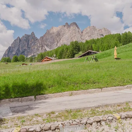 Casa Verocai - Mountain View Terrace & Parking Cortina dʼAmpezzo