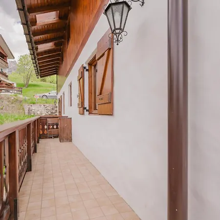 Casa Verocai - Mountain View Terrace & Parking Apartment *