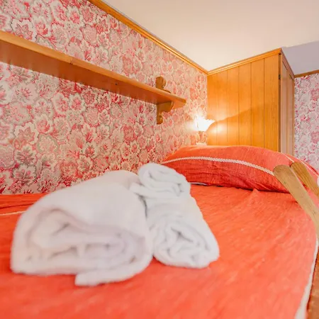 Apartment Casa Verocai - Mountain View Terrace & Parking Cortina d'Ampezzo