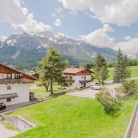 Casa Verocai - Mountain View Terrace & Parking * Cortina dʼAmpezzo
